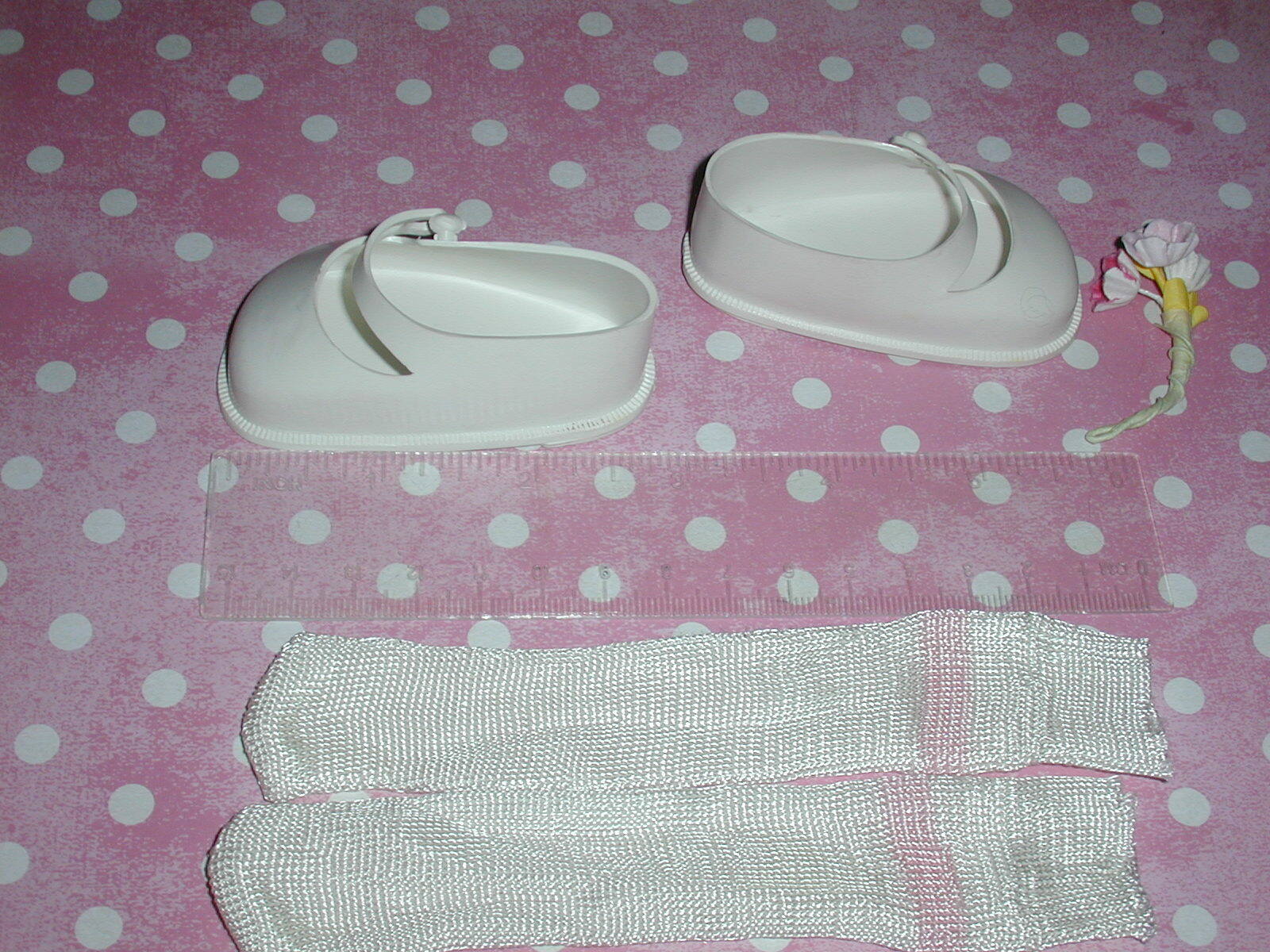 VINTAGE WHITE BABY DOLL SHOES/ RAYON SOCKS SIZE NO. (3) 2 3/4   BY 1 1/2
