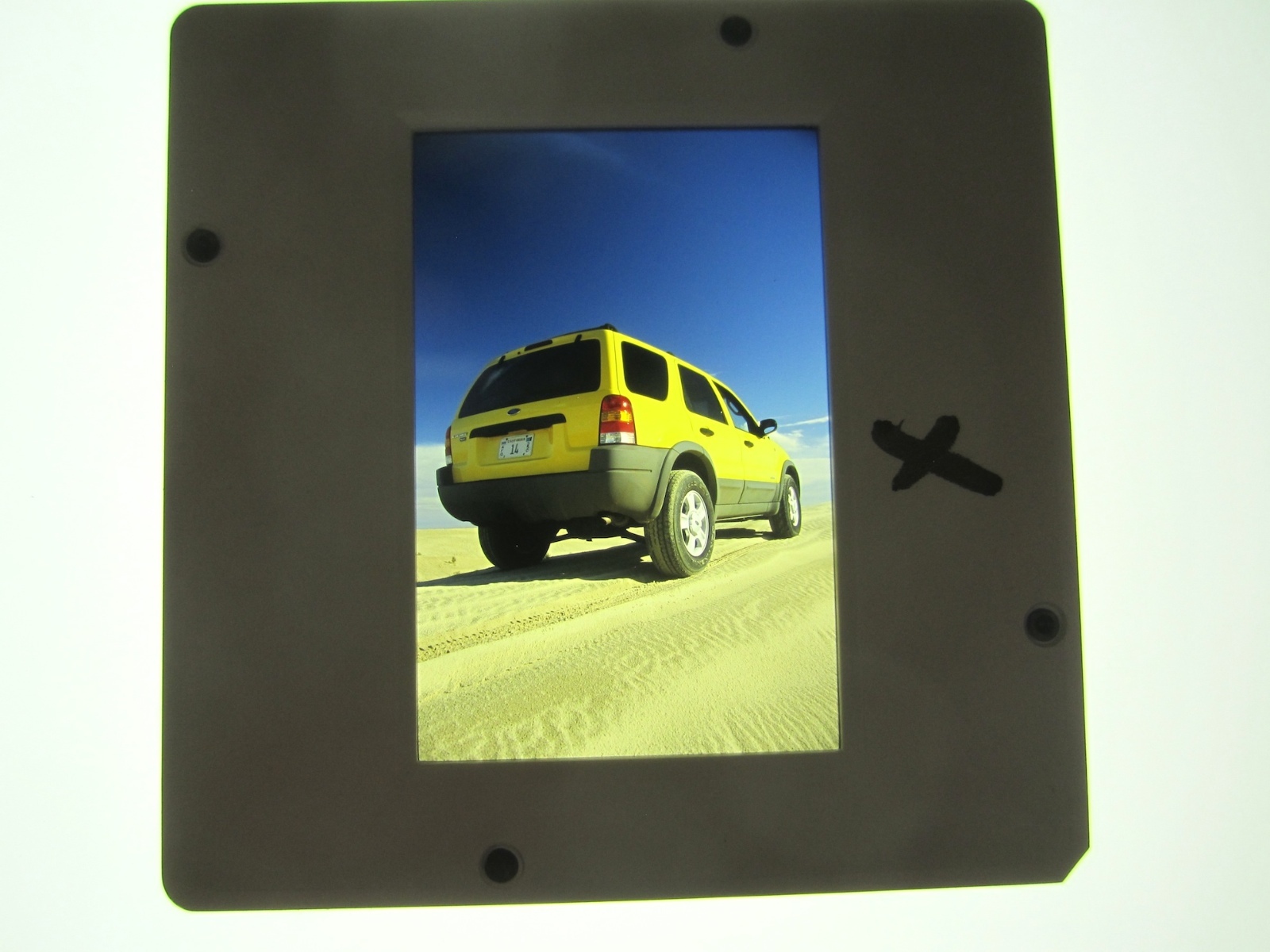 FORD ESCAPE ORIGINAL EDITORIAL SLIDES - 2002