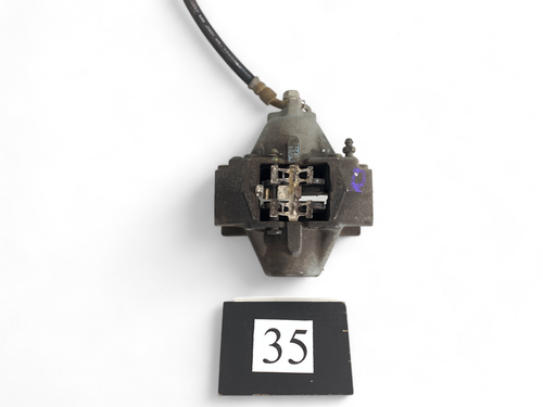 2002-lexus-is300-abs-brake-caliper-rear-right-passenger-side-oem-815-35