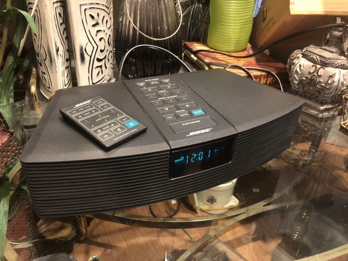Bose awr1-1w Black In Color Wave Radio Bose Sound WRemote