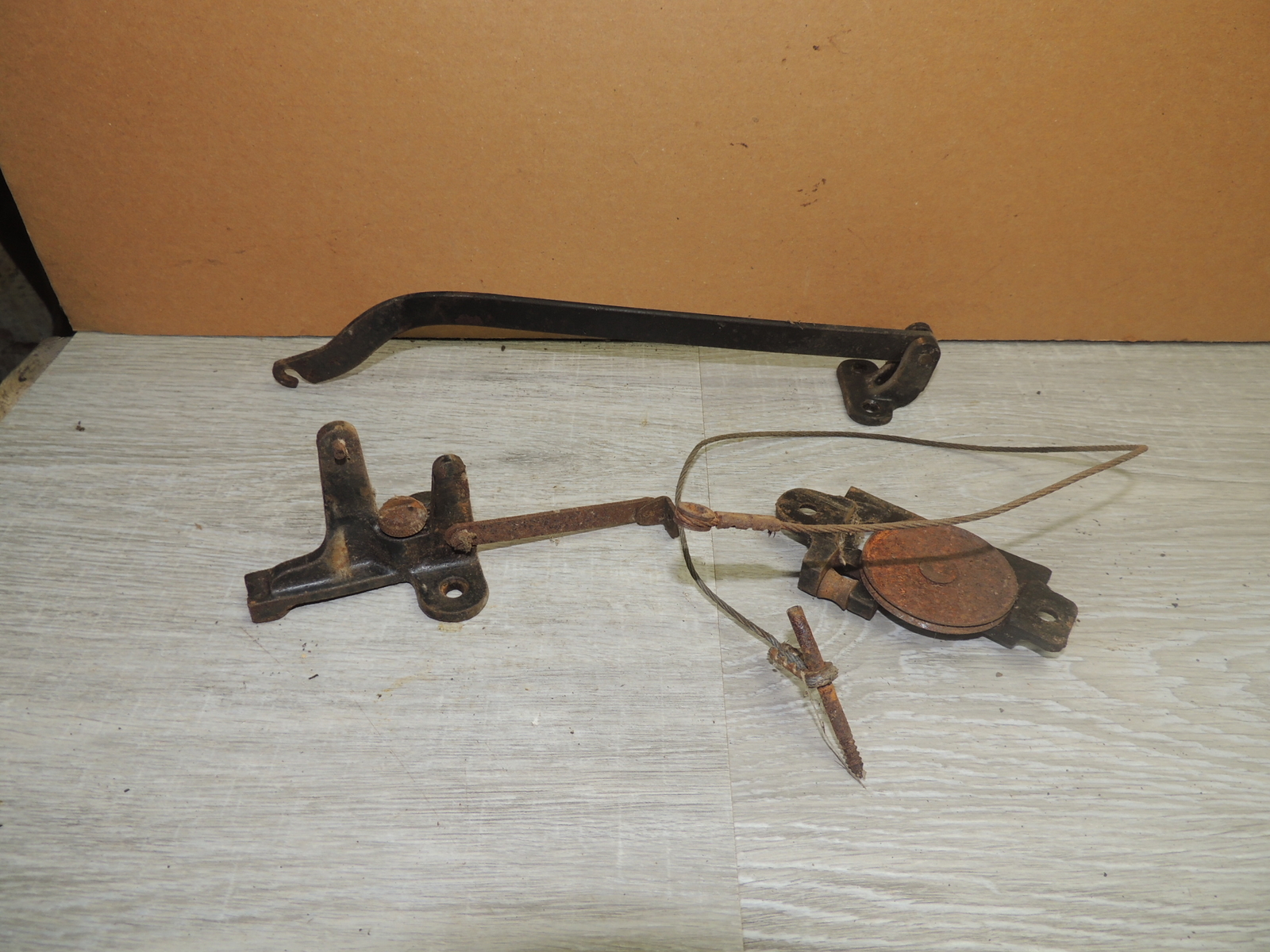 Franklin Treadle Sewing Machine Cable, Guide, Arm Winch Assy