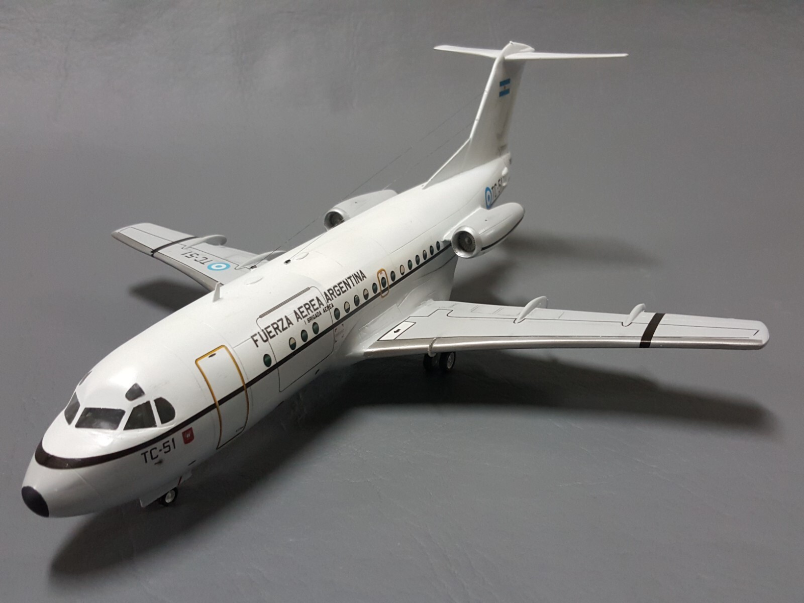 FOKKER F-28 MK1000 - 1/72 - Resin Kit - Fuerza Aerea