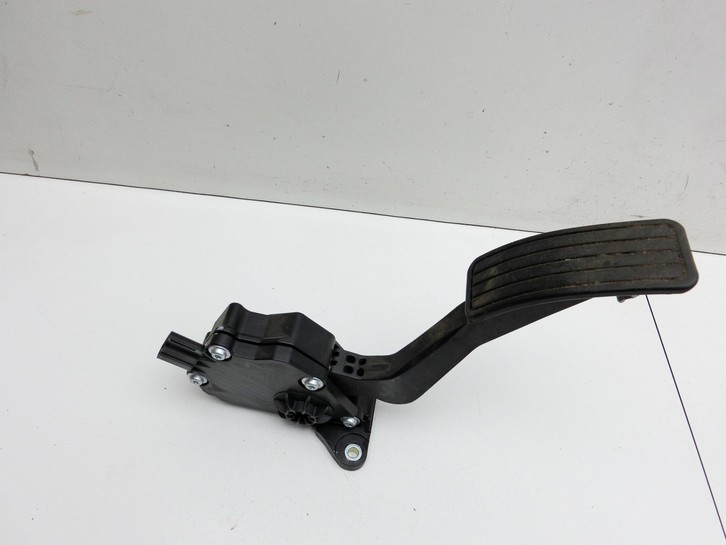 Subaru Forester IV SJ 12-16 108 108KW Gaswertgeber Gaspedal Subaru Forester IV SJ 12-16 16.02.2015 36010FJ010... Vorschau 2
