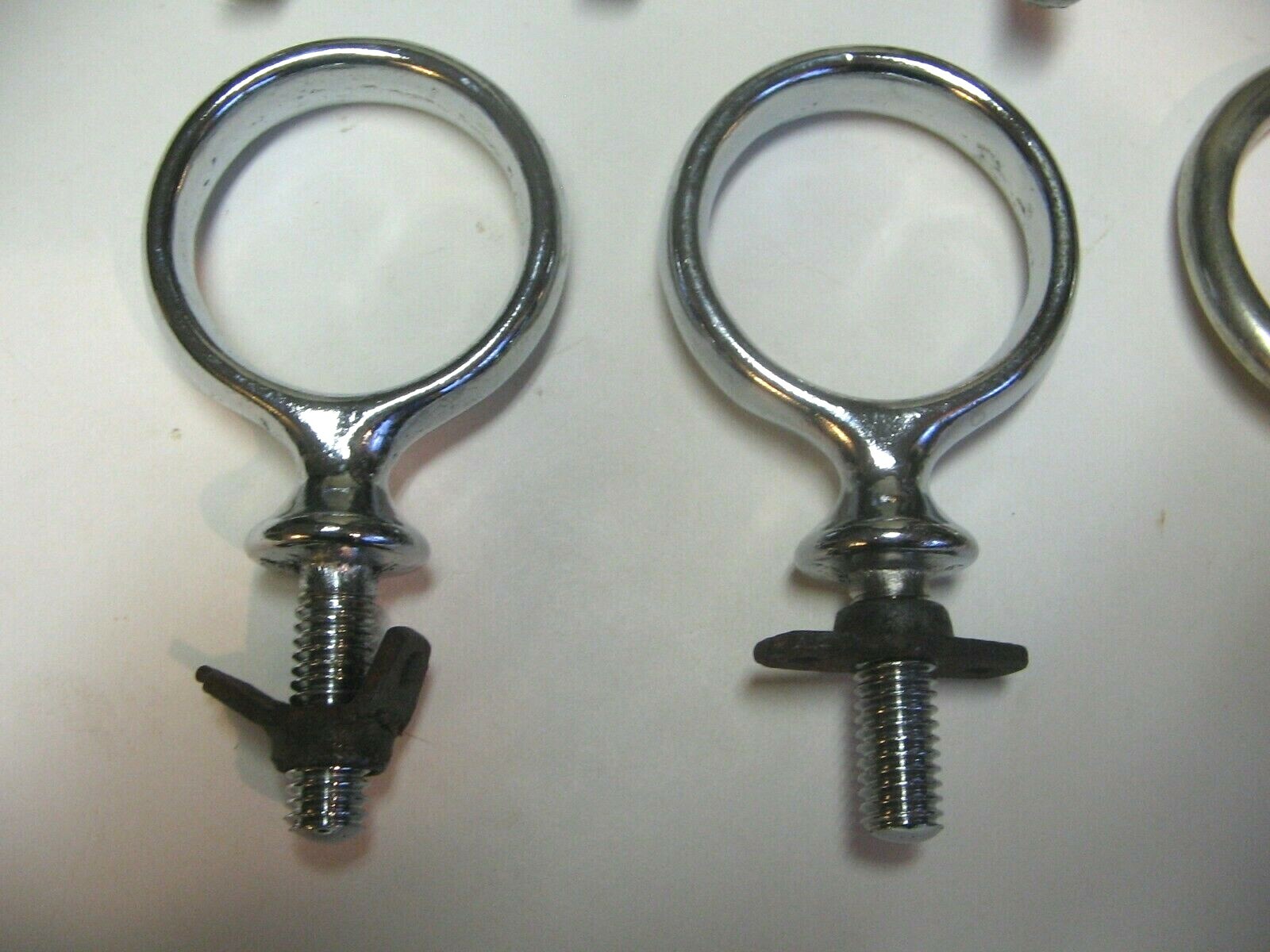 11 VINTAGE ANTIQUE HORSE HAMES HARNESS TERRETS - LINE RINGS