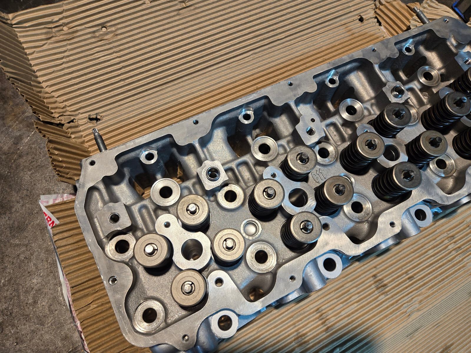 REMAN 11-16 2011-2016 LML DURAMAX 6.6L RH PASSENGER SIDE CYLINDER HEAD - Picture 2 of 12