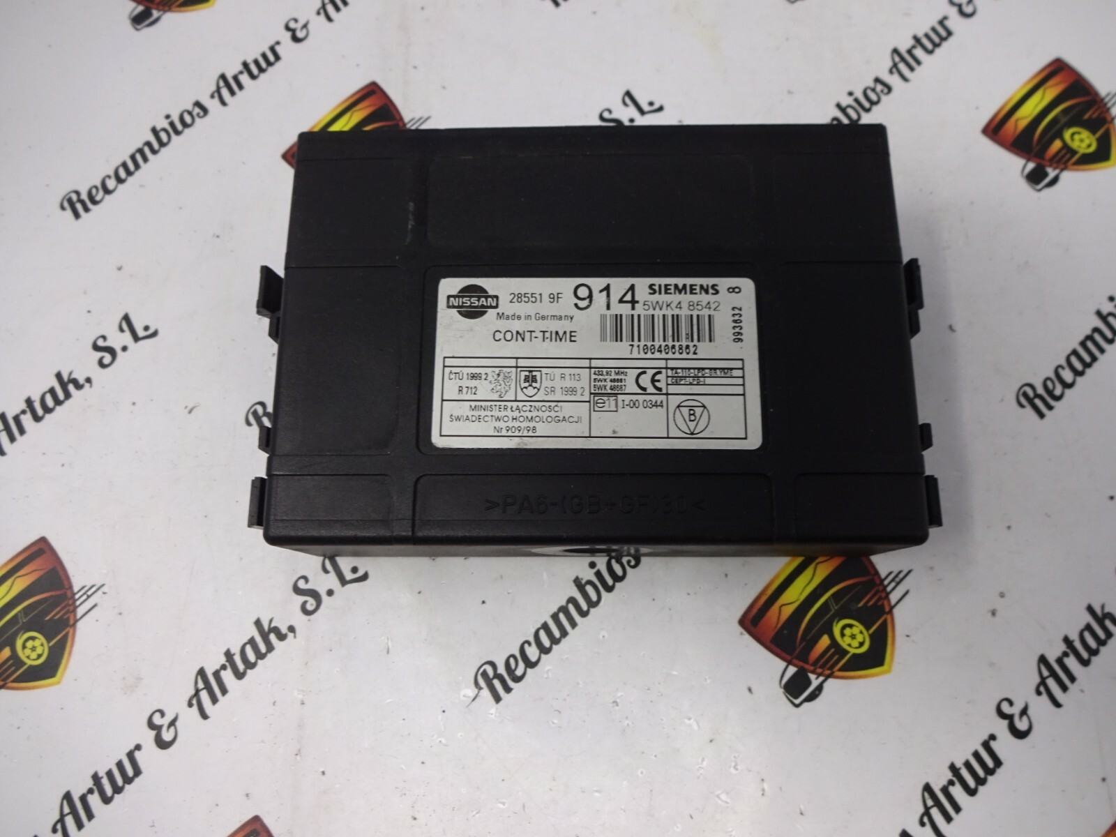 に出品 Amazon.com: BOSCH 986280421 0 986 280 421 Sensor, Speed