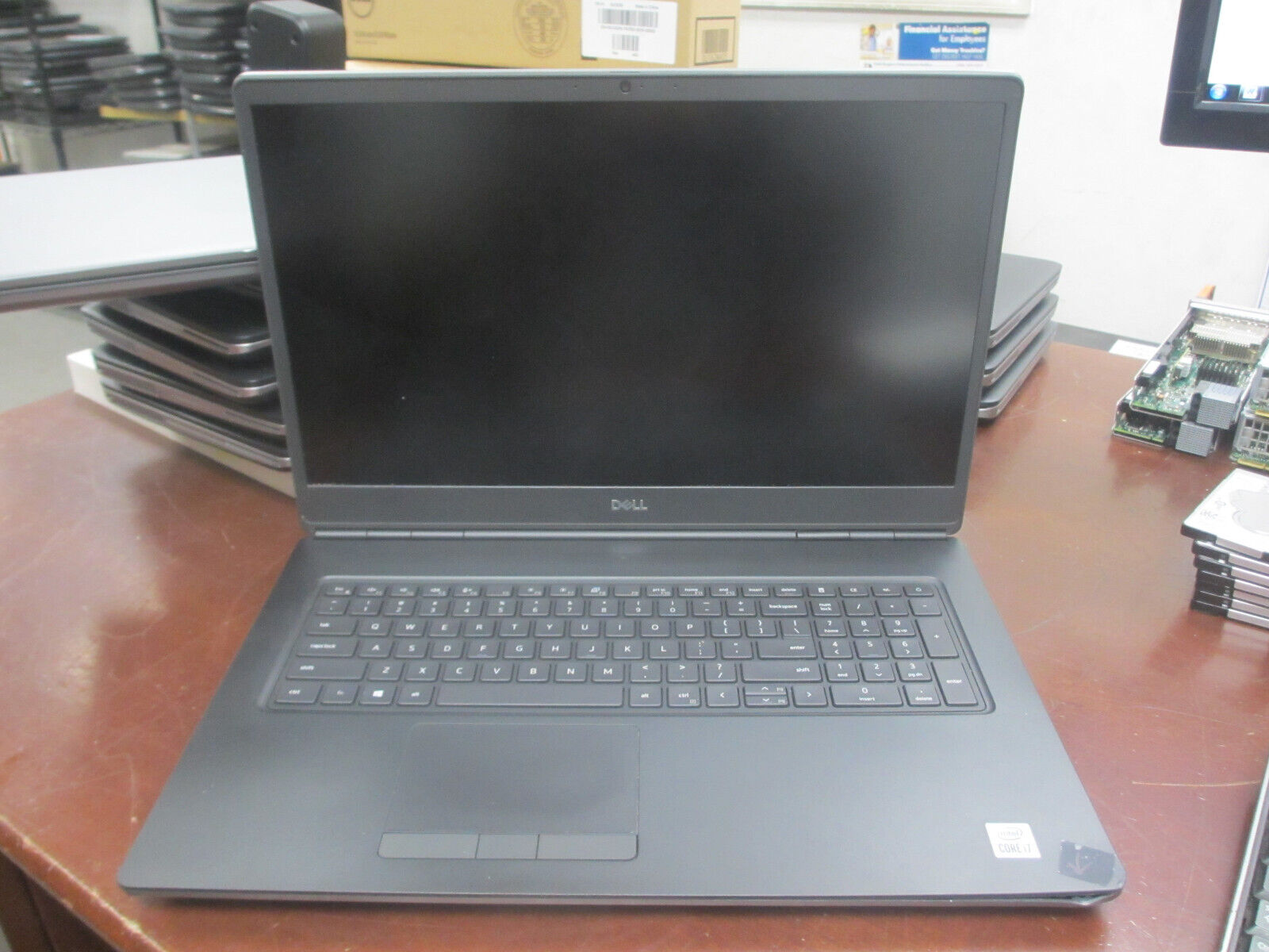 Dell Precision 7750 i7 10th 2.70GHz 32GB 1TB SSD NVidia RTX Dell Precision 7750 i7 10th 2.70GHz 32GB 1TB SSD NVidia RTX