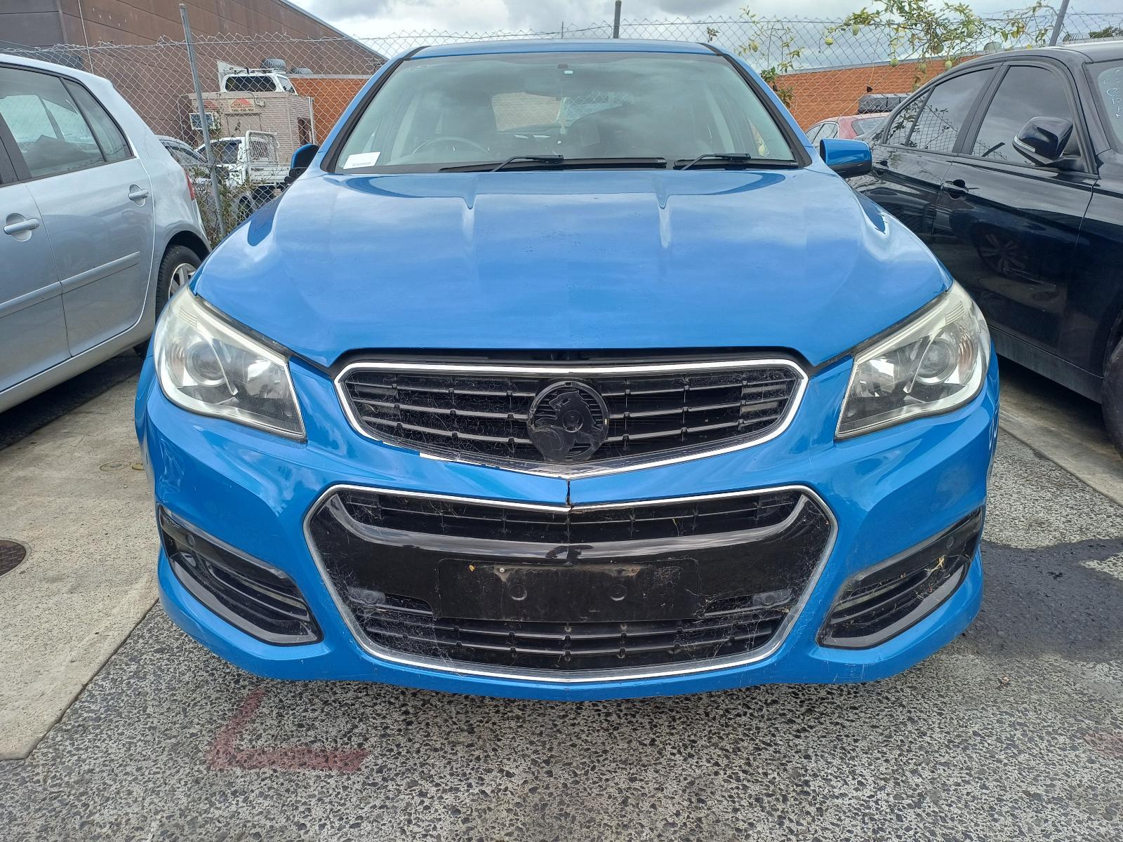 2014 Holden Commodore VF 05/2013-08/2015 LEFT INDICATOR/FOG/SIDE DAYTIME RUNNING LAMP image 8