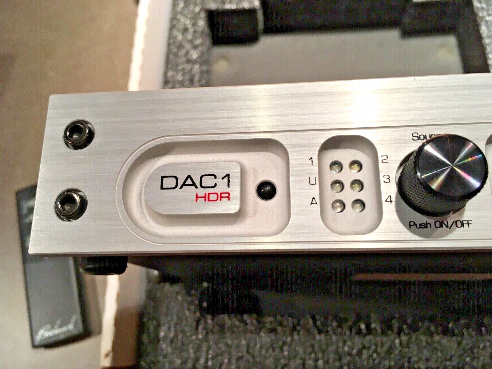 Benchmark DAC1 HDR Silver w/Remote
