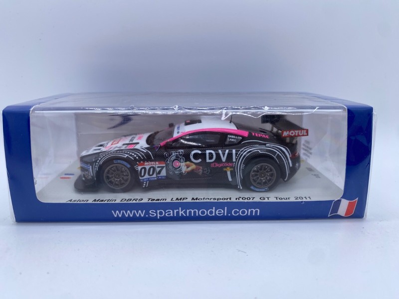Aston Martin Dbr9 Gt Tour 2011 #007 / Spark Sf026 LimitÃ©E