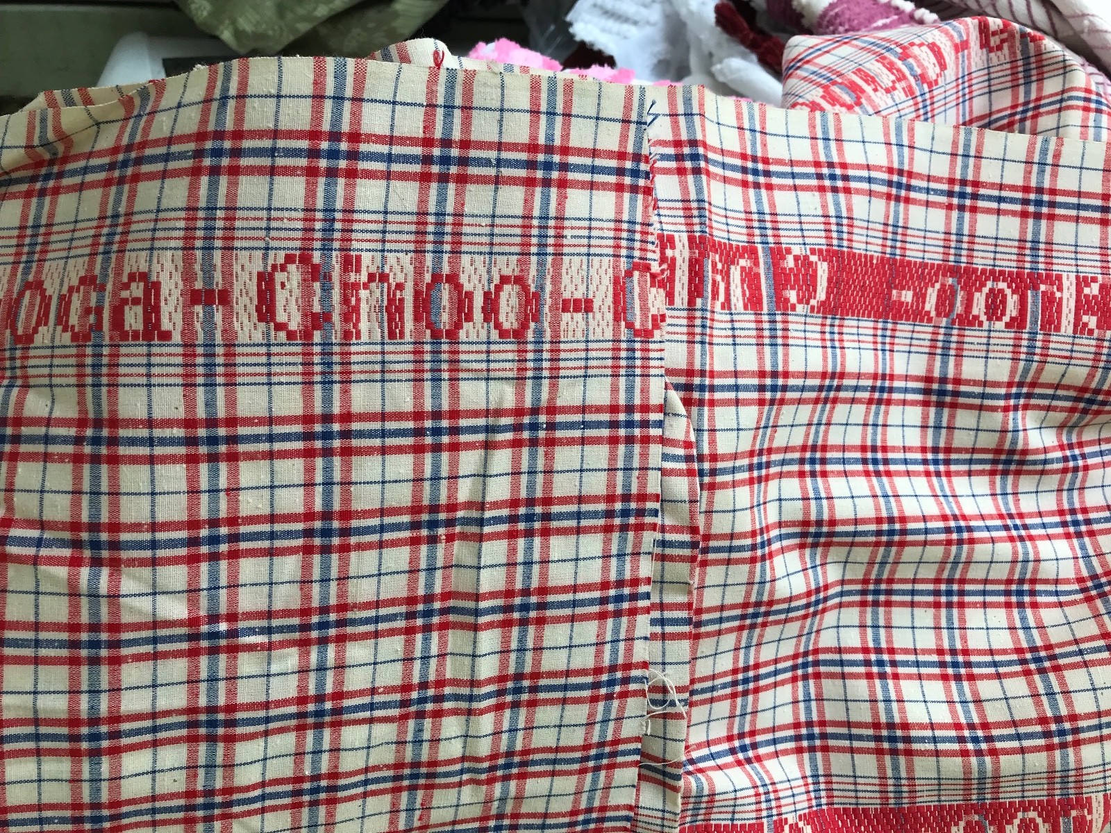 4yds vint textile cotton woven plaid FABRIC CHATTANOGA CHOO CHOO WOVEN IN 45X142