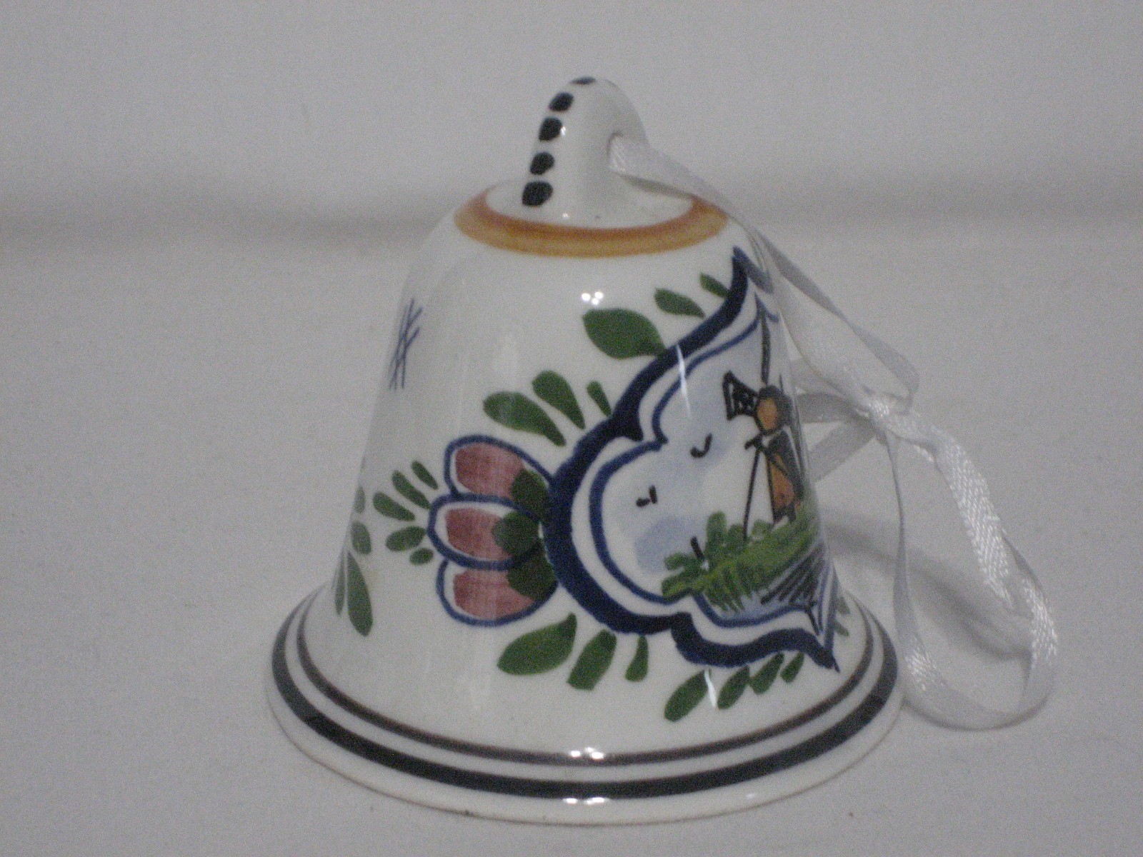 Poly Handpainted Holland Bell