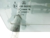 Mercedes S205 W205 14-18 Kombi Seitenscheibe RHK Türscheibe Rechts Hinten Orig. getönt Mercedes S205 W205 14-18... Vorschau 2