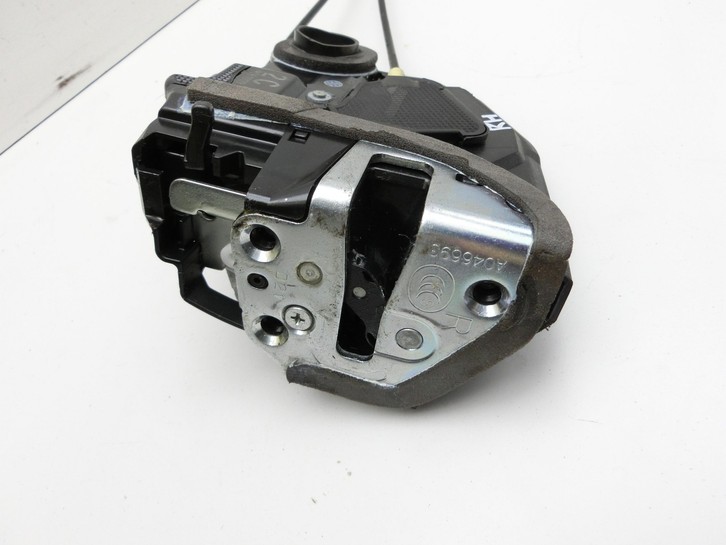 Toyota Urban Cruiser P1 09-14 Türschloss m. ZV Stellmotor Rechts Hinten Toyota Urban Cruiser P1 09-14 21.07.2009... Vorschau 2