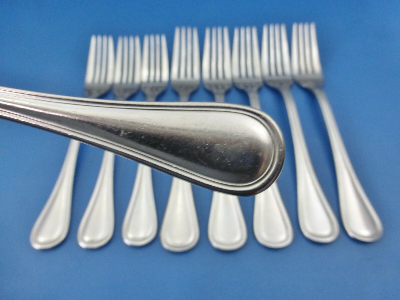 9 Pc Royal Doulton Heavy OUTLINE EDGE Pattern 18/10 Stainless Fork Set