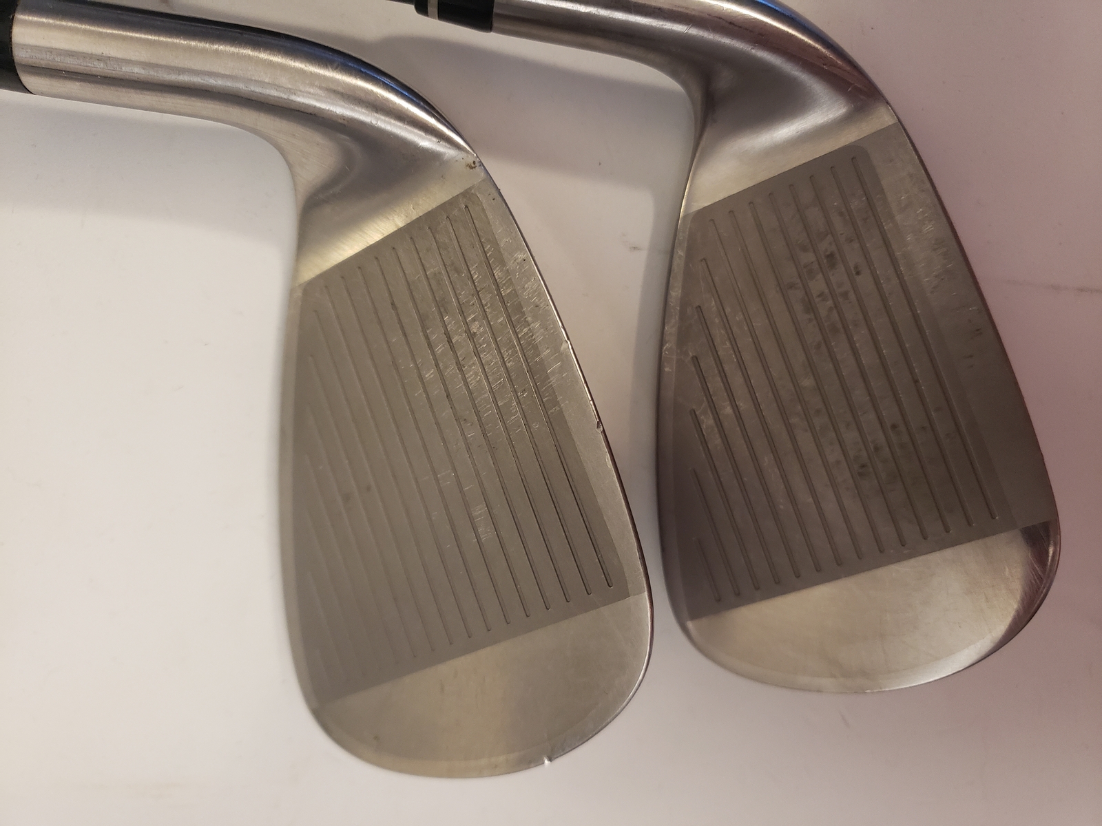 Used XXIO 12 Iron Set (7-PW) 4 Irons - Stock Graphite MP1200 47g DST Regular