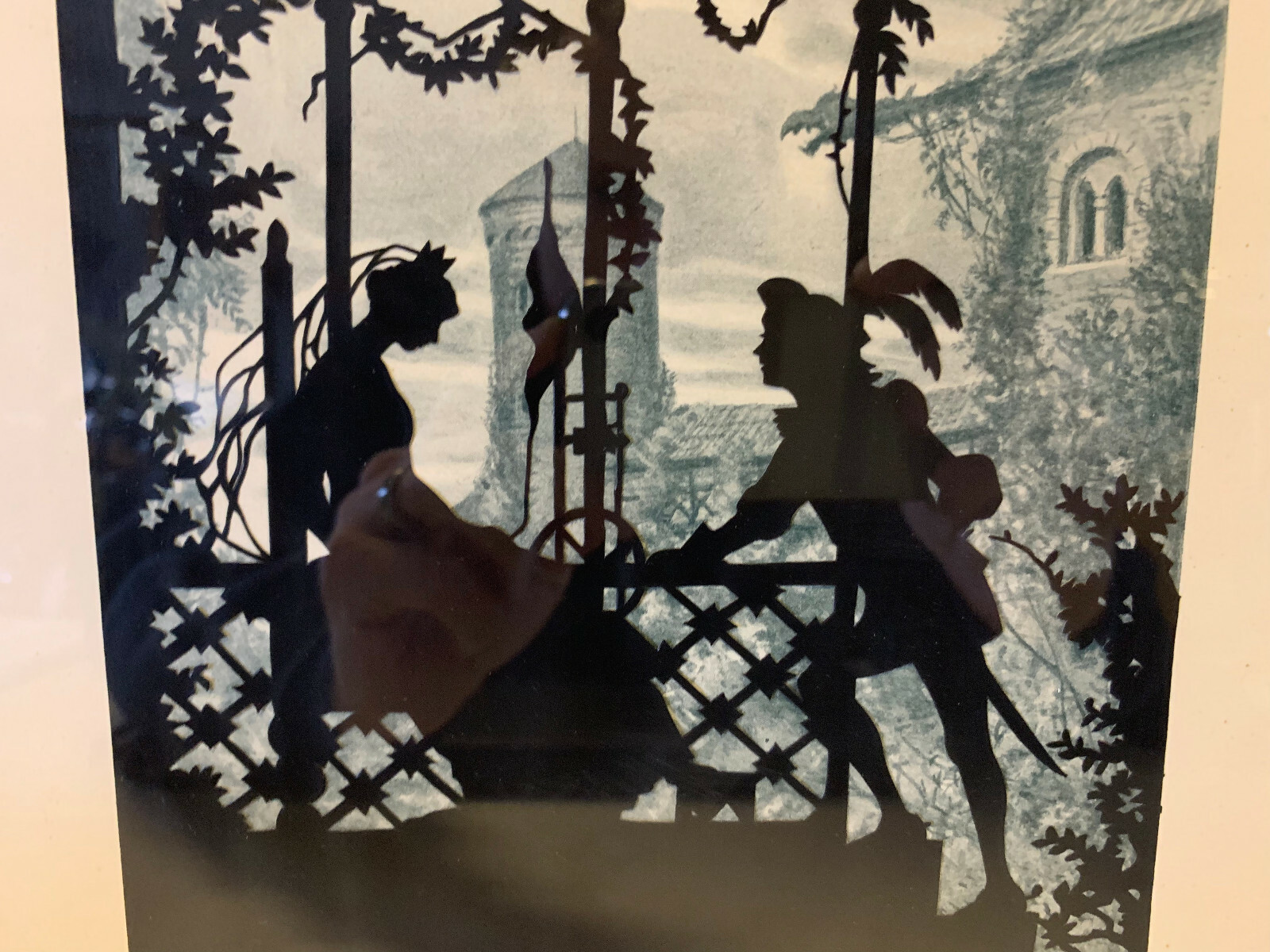 Vintage Silhouette Cutout Romantic Royal Prince & Princess