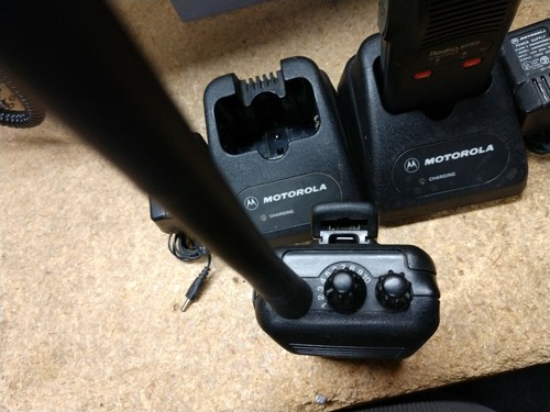 2 MOTOROLA RADIUS SP50 10 CHANNEL VHF 150-174MHz 5 WATTS