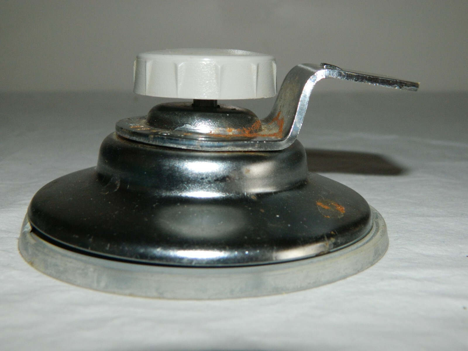 Rival 1030/7 Suction Vac-O-Matic Mount Replacement Part Electric Meat Slicer