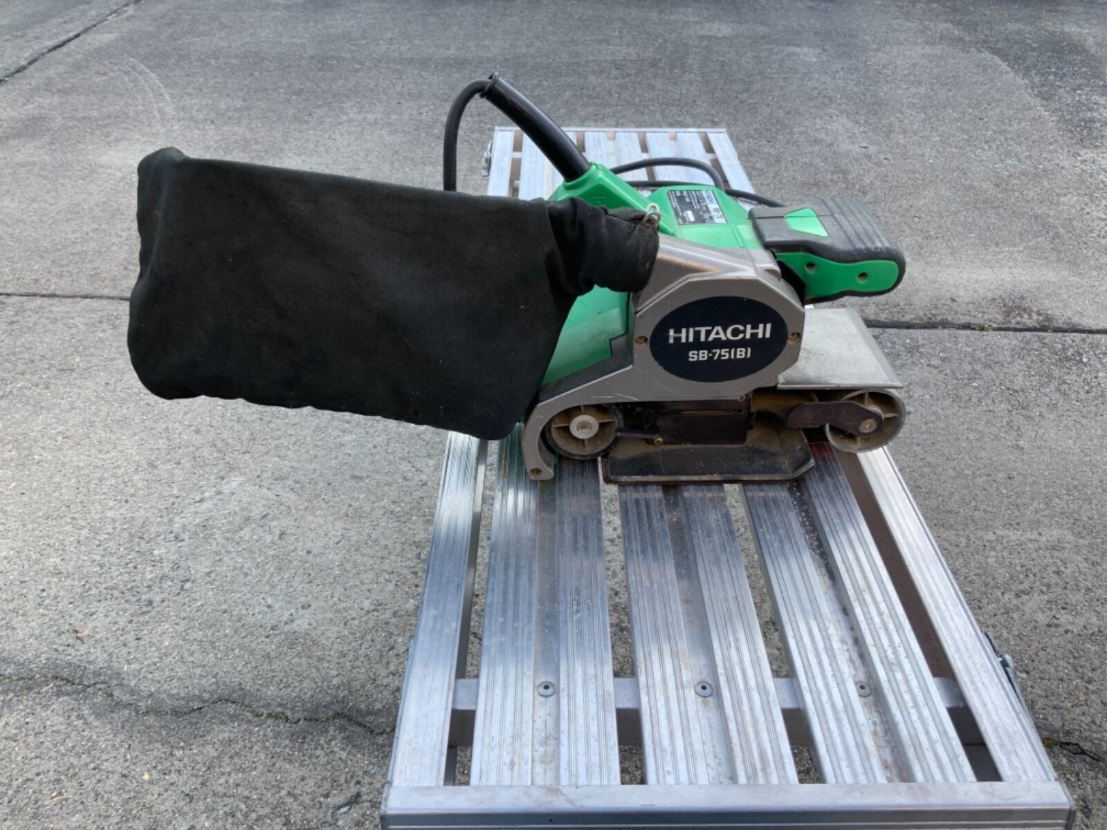 Hitachi SB-75 3 inch Belt Sander
