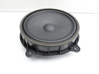 Tesla Model 3 LR Highland Lautsprecher Links Vorne Tesla Model 3 LR Highland 16.01.2024 1079744-00-E 10984202 gebraucht Vorschau 2