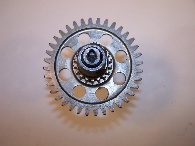 SUZUKI SV1000 VSTROM 1000 IDLE IDLER SHAFT & SPROCKET 12716-06G00