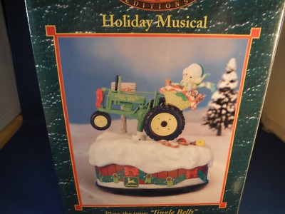 NEW Enesco JOHN DEERE Christmas Mrs. Claus Moving Tractor Music Box NIB