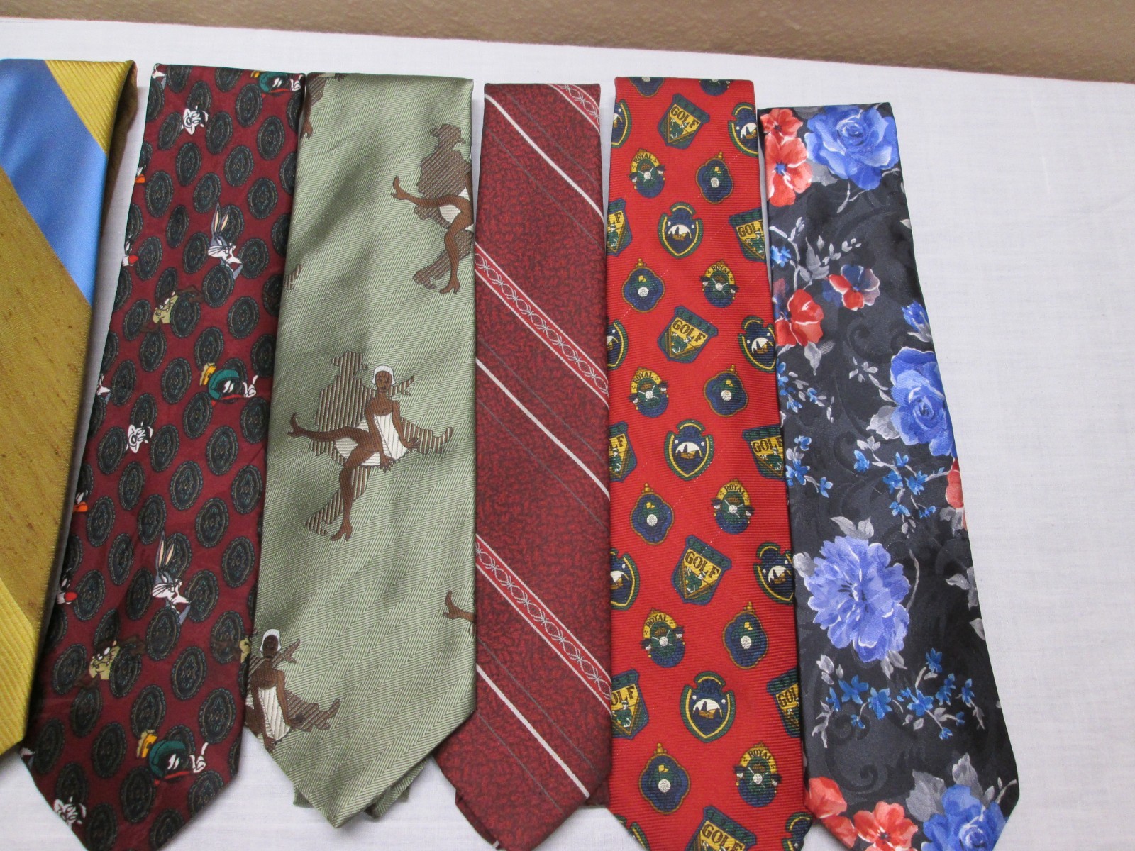 MENS VTG LOT 8 TIES SILK/POLYESTER MEN CLOTHING