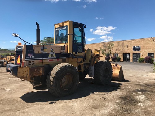 1994 KOMATSU WA250-1 Wheel Loader W/quick Coupler