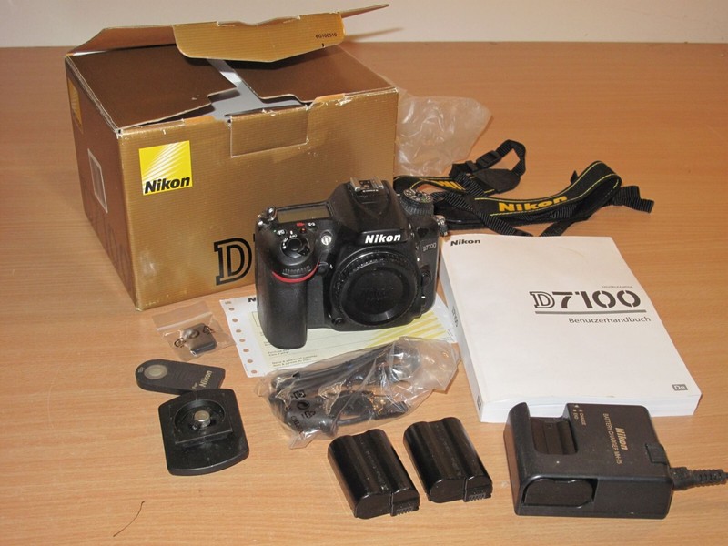 Nikon D7100 Spiegelreflex Kamera Body Im Top Zustand