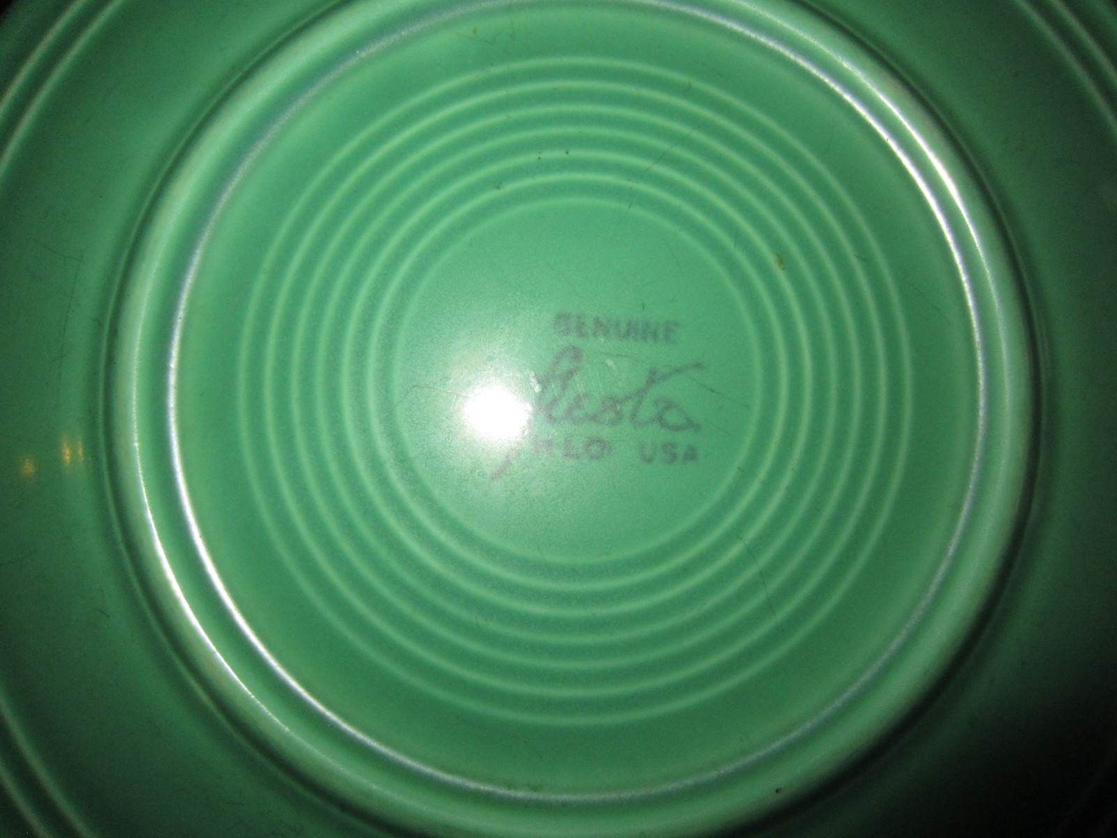 VINTAGE FIESTAWARE  LUNCHEON PLATES  4 - 9 INCH  LIGHT GREEN PLATES