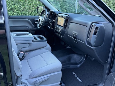image 4 of interior