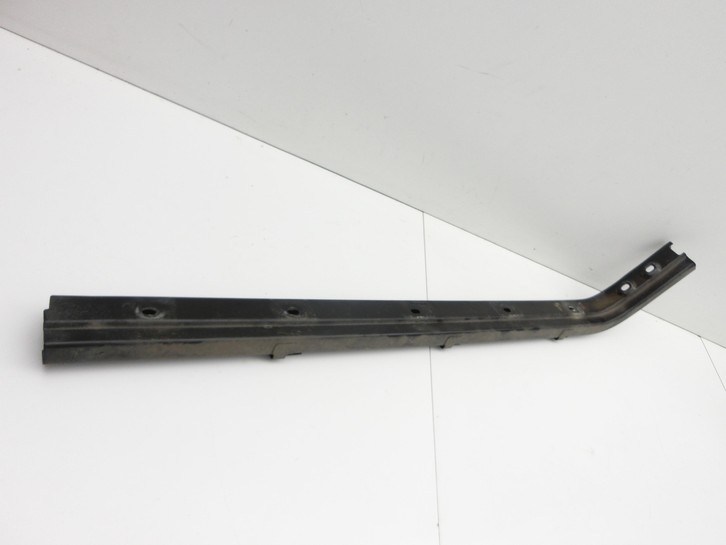 VW Sharan 7N II 10-15 Laufschiene Führungsschiene für Schiebetür Rechts Mitte VW Sharan 7N II 10-15 20.04.2014... Vorschau 4