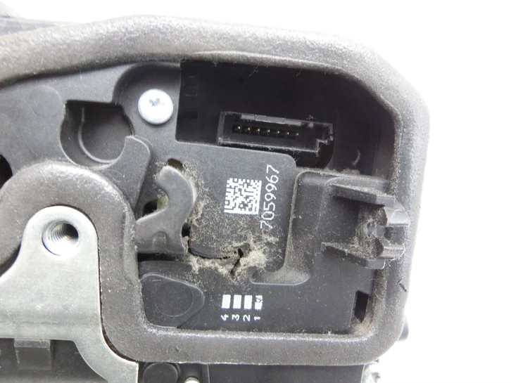 BMW E90 3er 325i 05-08 5T Türschloss m. ZV Stellmotor Links Vorne BMW E90 3er 325i 05-08 31.10.2006 7202143... Vorschau 3