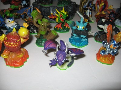 Skylander Activision Figures and Portal Huge Lot of 27 Loose Preowned