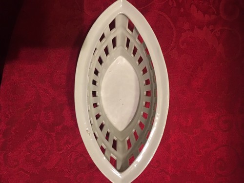 Vintage Ardalt Flores Imperio Spain Porcelain Basket White Gold Appx.9x4.5 Inch
