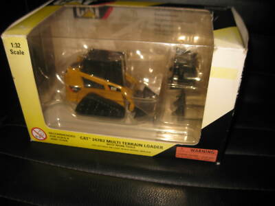 1.32 CAT CATERPILLAR 247B2 MULTI TERRAIN LOADER WORK TOOLS 55102 SHOP STOCK