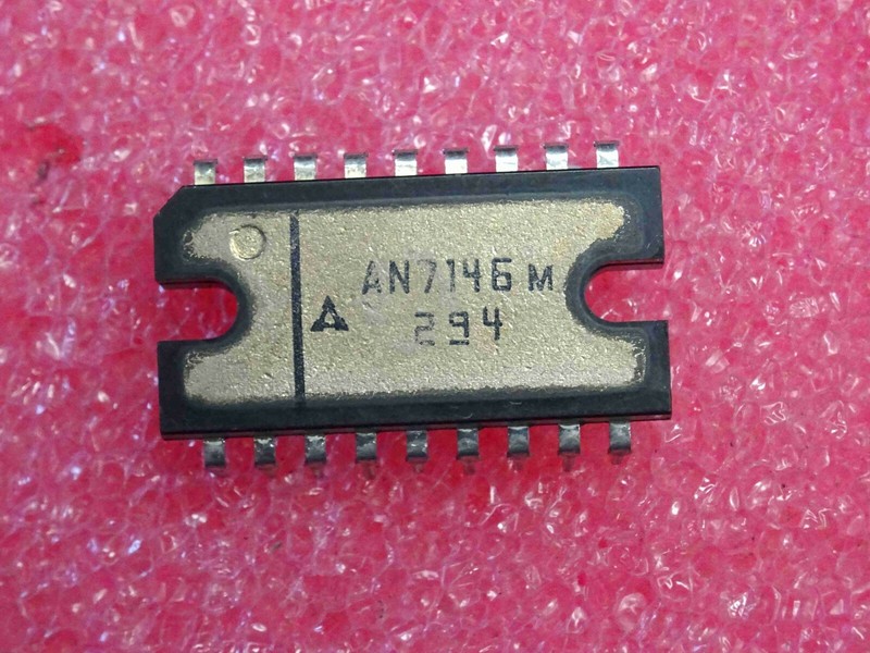 Ci An 7146 M ~ Ic An7146m ~ Dual 2.3w Audio Power Amplifier ~ Dilp18 ~ Panasonic