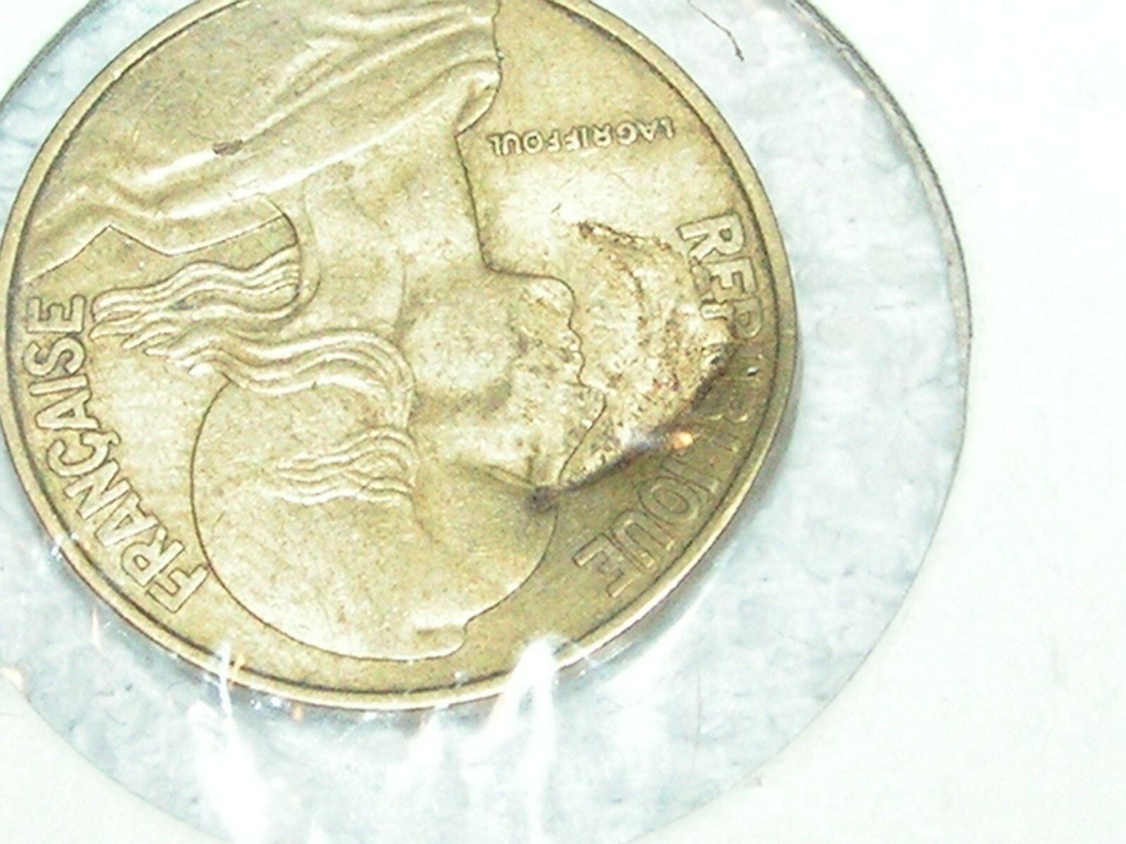 1963 FRANCE 20 CENTIMES LARGE STRUCK THRU ERROR COIN