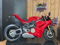 Ducati Panigale V4S 2025 In stock NOW! FREE UK DELIVERY! LOW RATE APR 4.9%