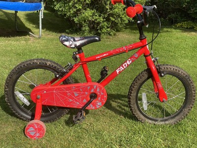 apollo fade 20 inch bike
