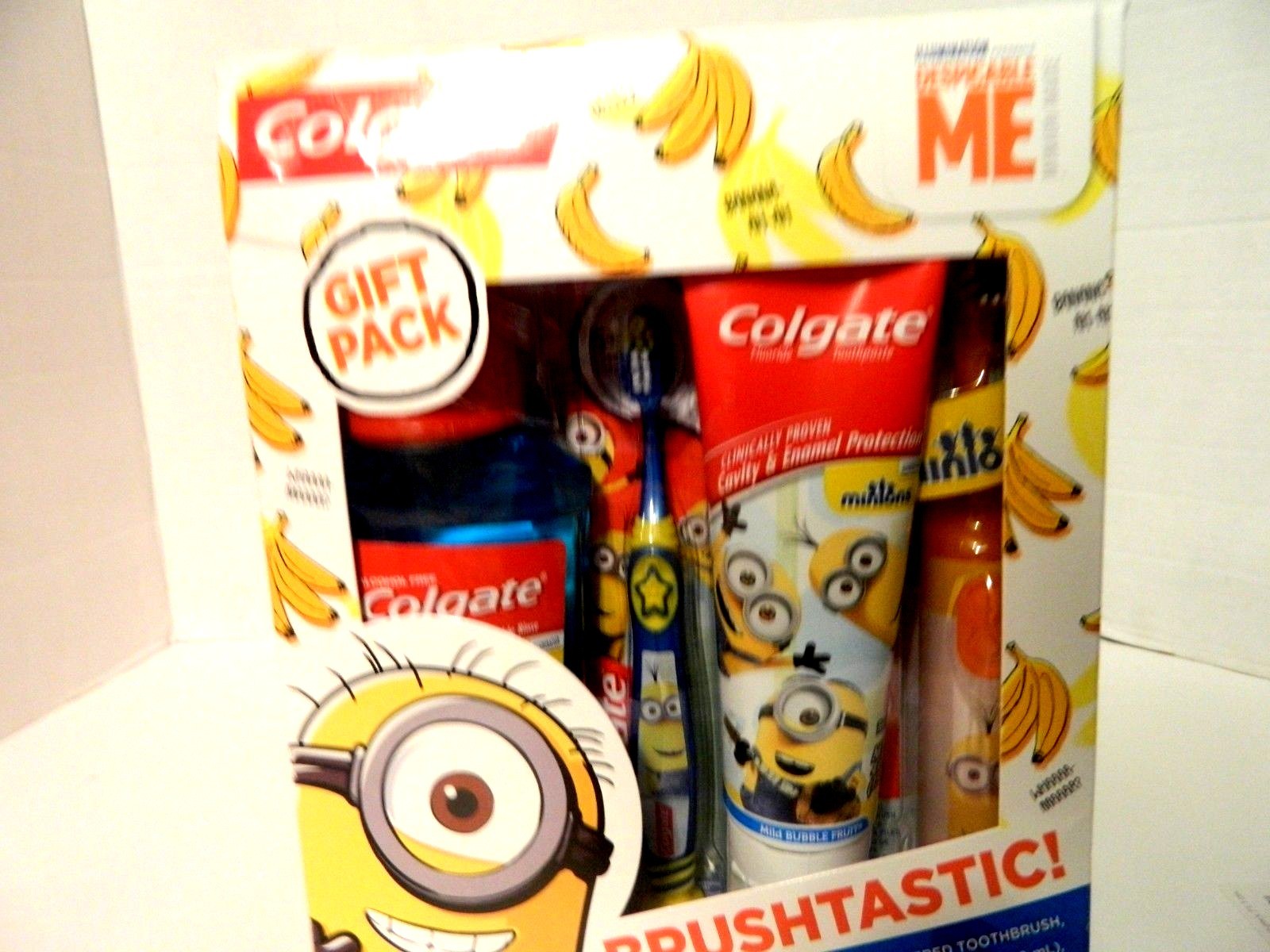COLGATE DESPICABLE  ORAL BRUSHTASTIC TOOTHBRUSH  4 PIECES  GIFT SET