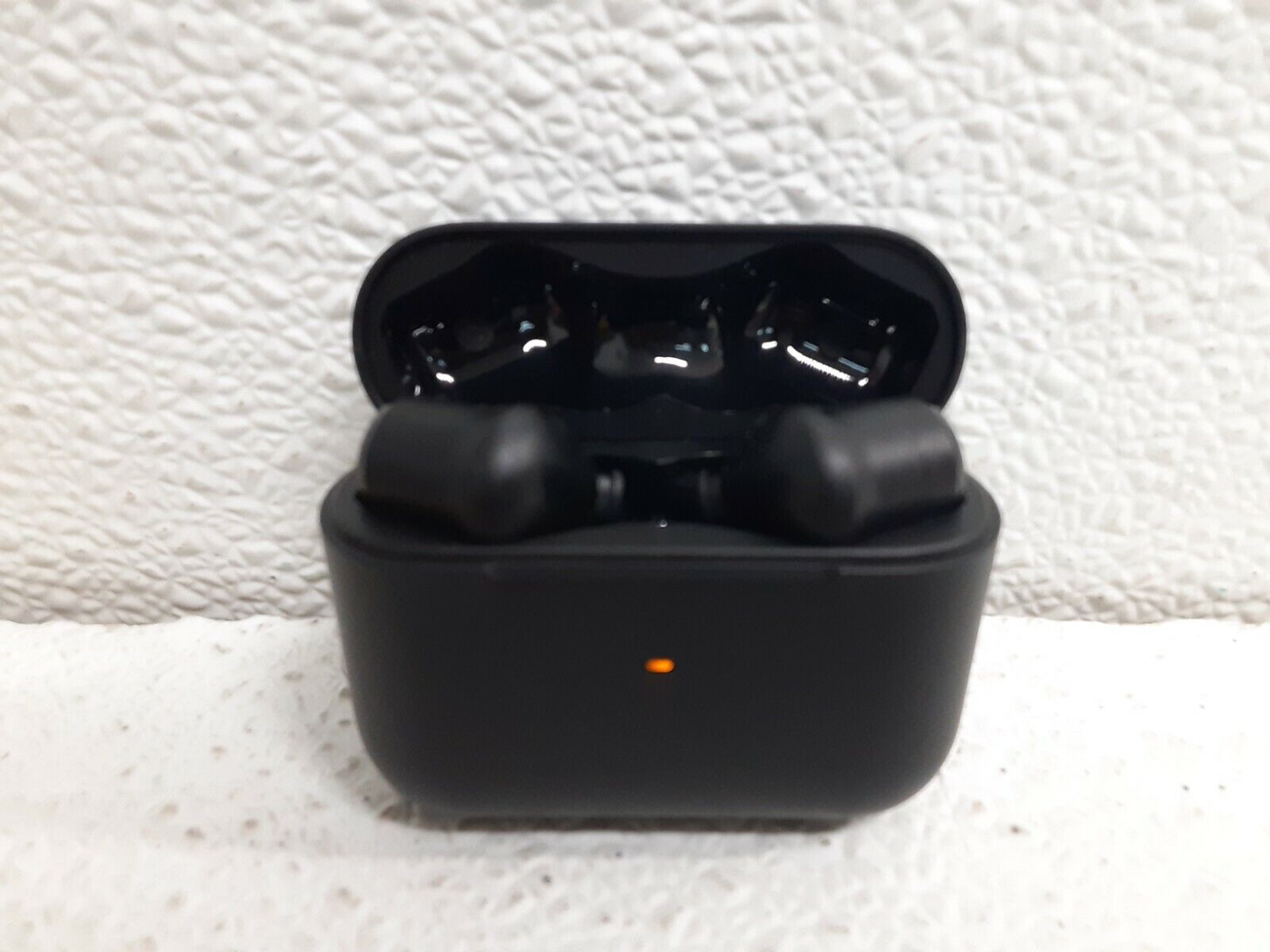Razer Hammerhead True Wireless Pro Bluetooth Earbuds Razer Hammerhead True Wireless Pro Bluetooth Earbuds