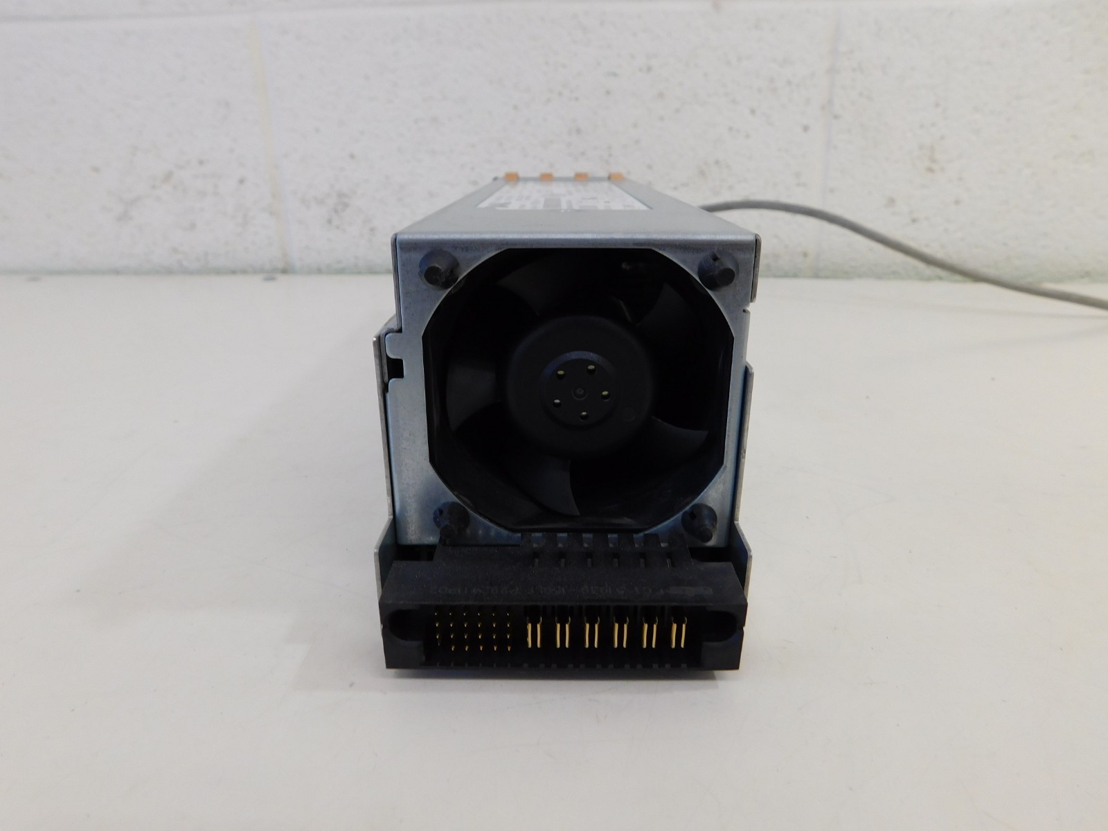 Dell Poweredge 2950 2970 750W Power Supply PSU Z750P-00 0M076R M076R