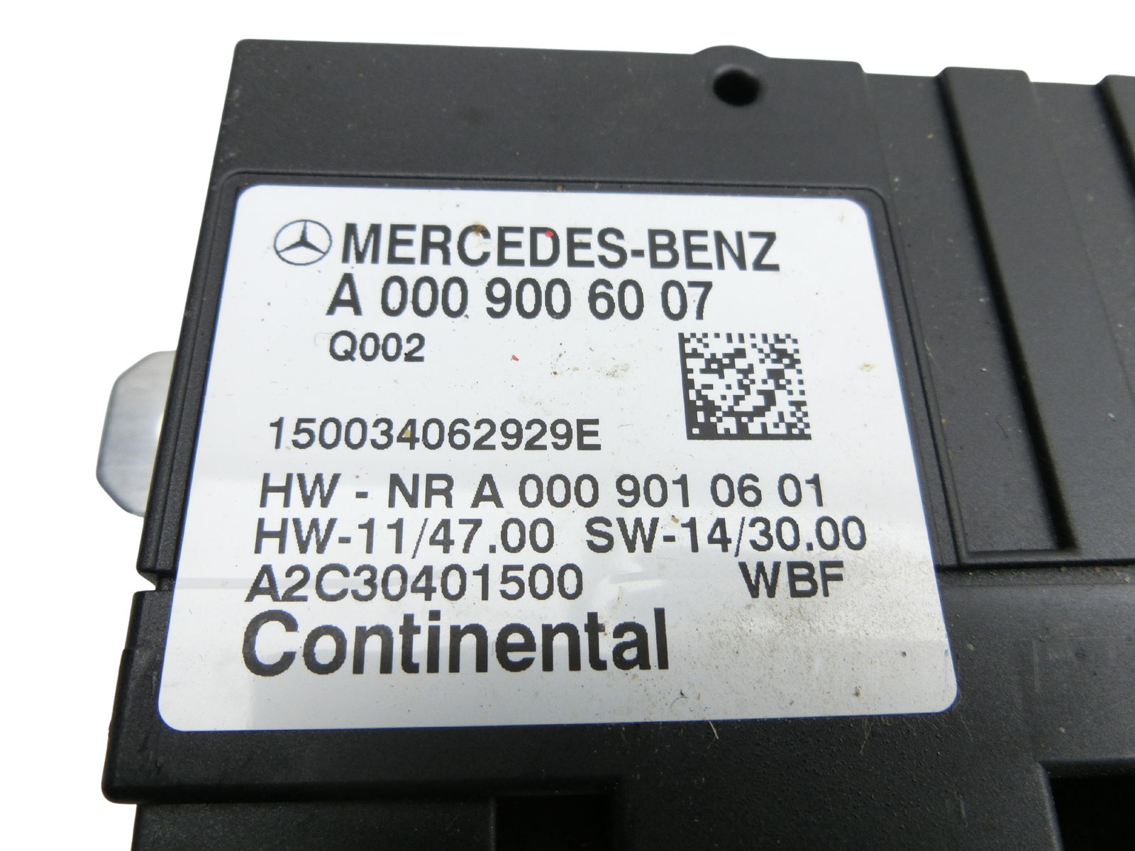 Mercedes W205 C250 14-18 Steuergerät für Kraftstoffpumpe  - Bild 1