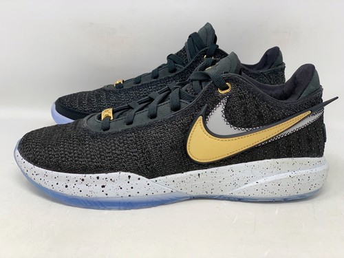 Nike LeBron 20 EP “Black/llic Gold” $_12.JPG?set_id=880000500F
