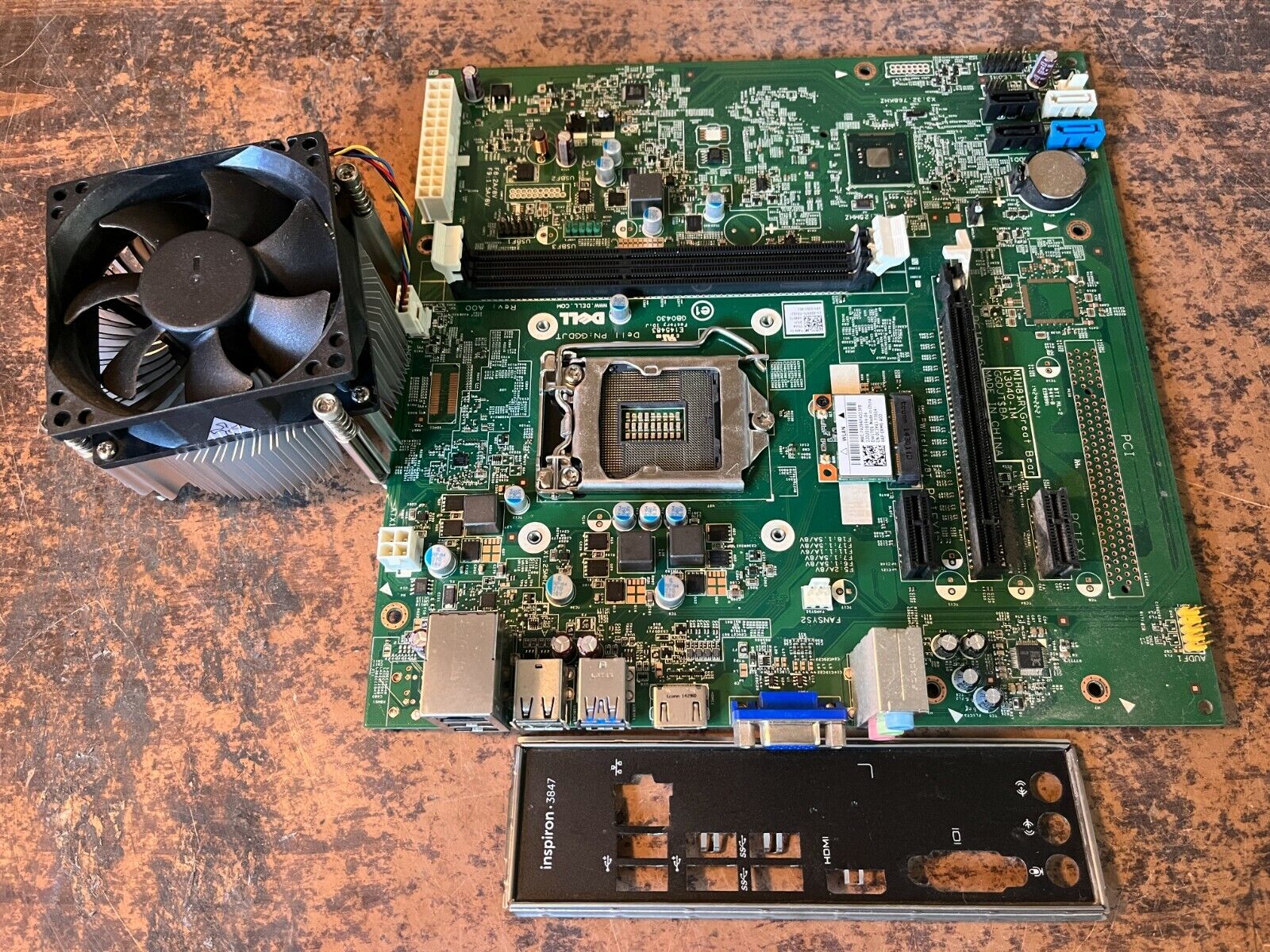 Genuine Dell Inspiron 3847 Desktop Motherboard MT LGA1150 Genuine Dell Inspiron 3847 Desktop Motherboard MT LGA1150