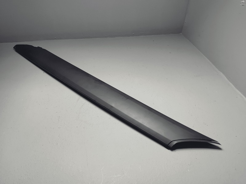 Used 21-2025 Nissan Rogue S Front Windshield Passenger Side Outer Pillar Molding OEM