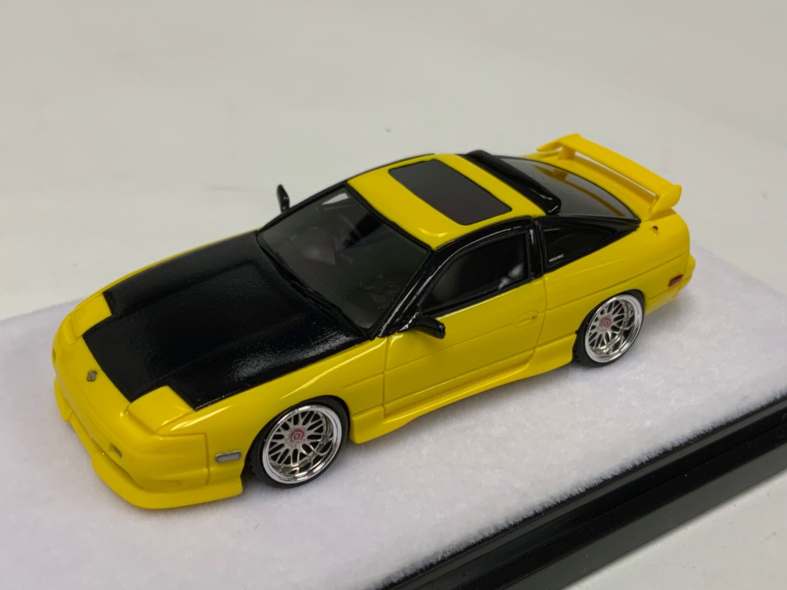 あず アディダス オリジナルス ZX 700 (メンズスニーカー) 価格比較