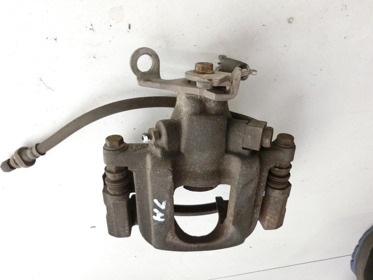 Fiat Freemont 11-16 Mjet 2,0DS 103KW Bremssattel Bremszange Hinten Links Fiat Freemont 11-16 05.01.2012 ... Vorschau 4